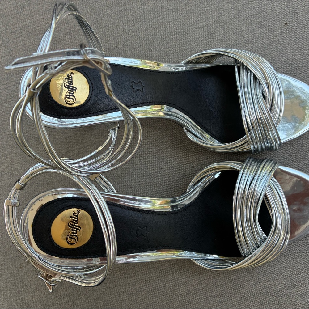 Elegant Silver Strappy Heels - Picture 2 of 2